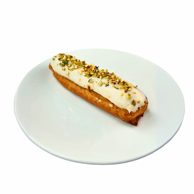 Pistachio Éclair